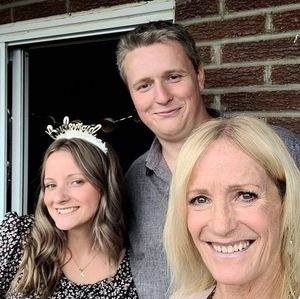 Meet your Posher, Sandra